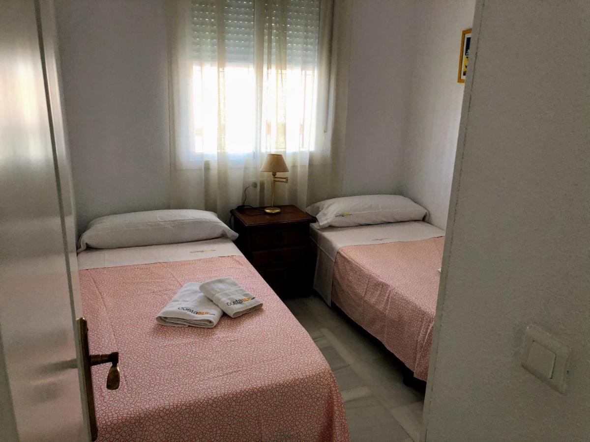 Apartamento Zinna Chiclana de la Frontera Kültér fotó